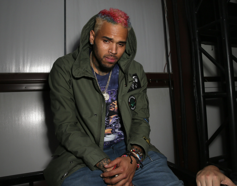 Chris Brown Fights to Tour Australia