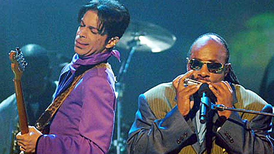 Stevie Wonder Spekas Out About Prince