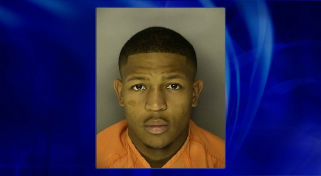 [Sports] Ray Lewis' Son Arrested